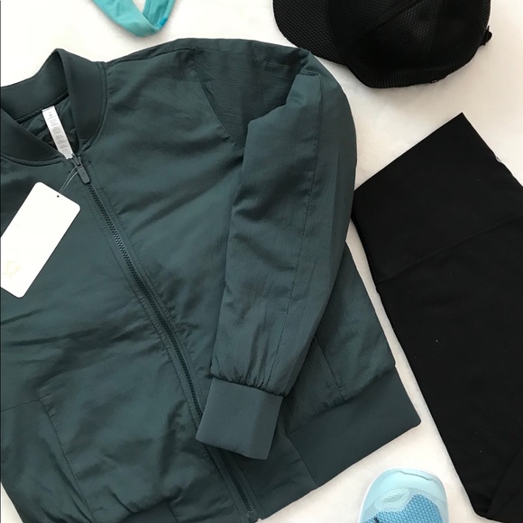 lululemon athletica Jackets & Blazers - NWT lululemon Non Stop Bomber Jacket Size 8
